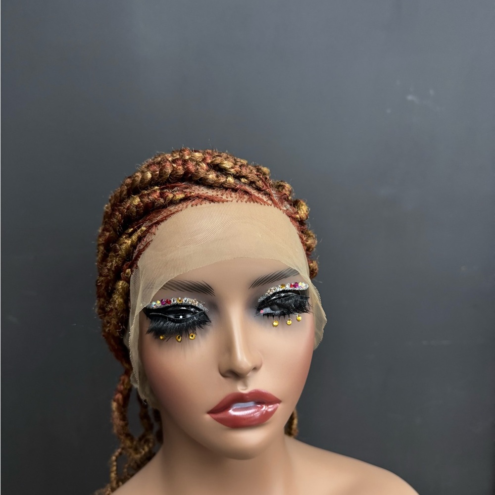 Hand-Tied Lace Front Wig in Auburn Brown - Unbranded